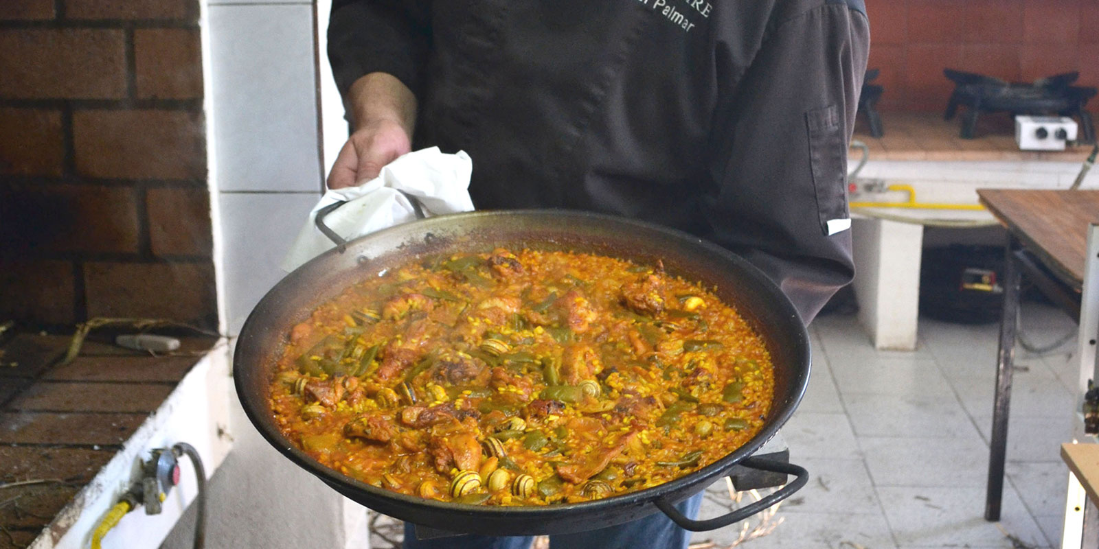 バレンシア地方発祥の伝統的なお米料理、パエリア