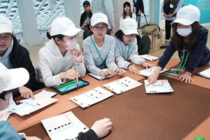 農業経営ゲームAGRI QUESTに挑戦する子どもたち2