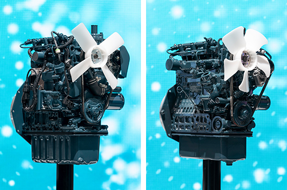 写真左はTVCRを搭載した電子制御小型ディーゼルエンジン「D1105-K」。写真右は同じくTVCRを搭載した「D902-K」。